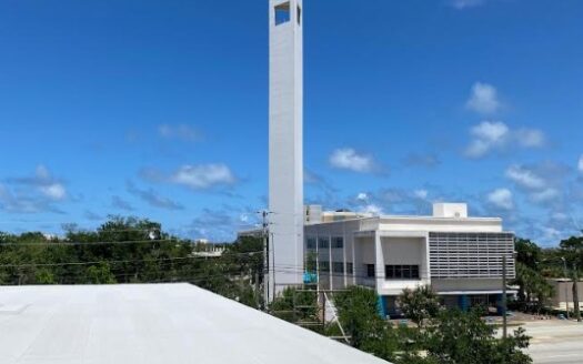 Under Renovating Office Building for Sale