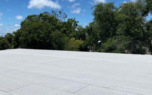 Under Renovating Office Building for Sale