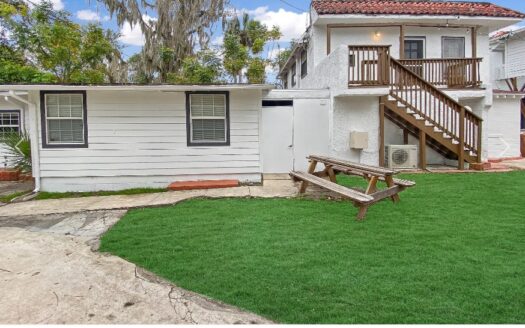 10 Units Income producing apartment at Florida for sale