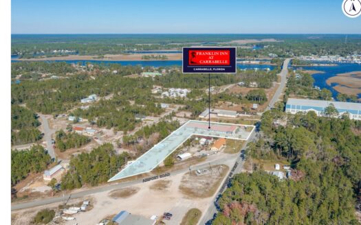 30 Room Hotel with Manager’s Apartment and 14 Rentable Parking Spaces in Florida